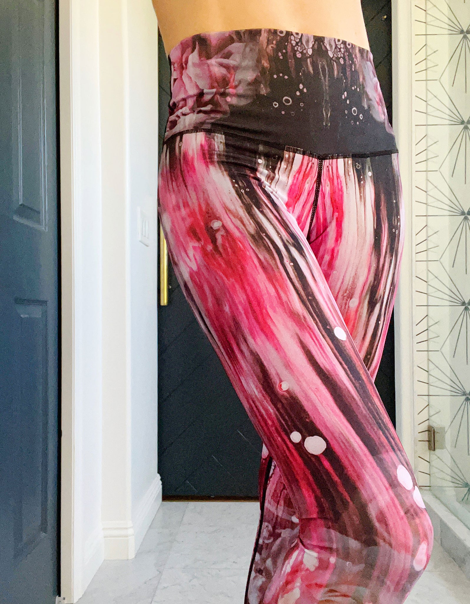 Eco Leggings in a punk pink print