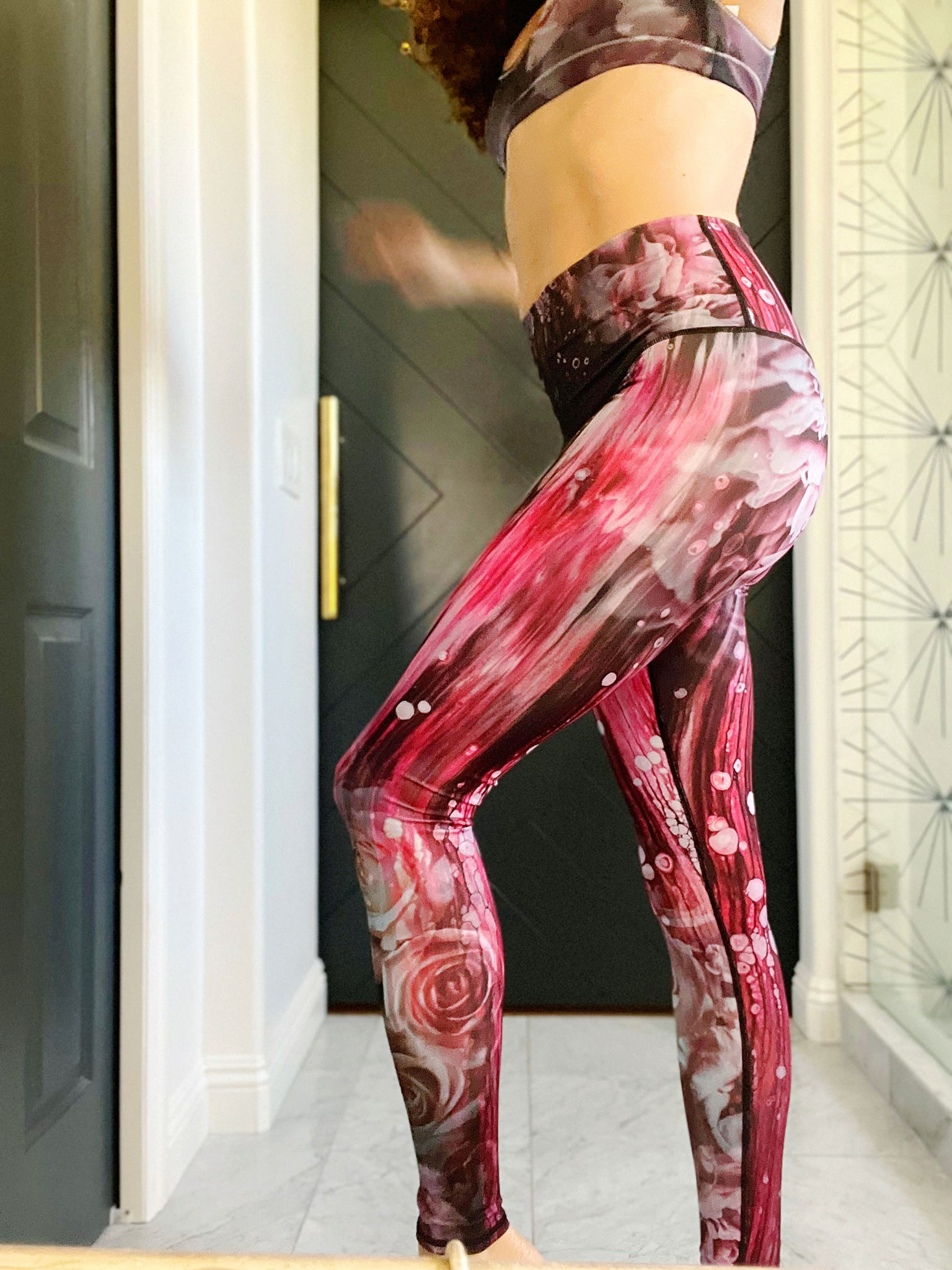 Eco Leggings in a punk pink print