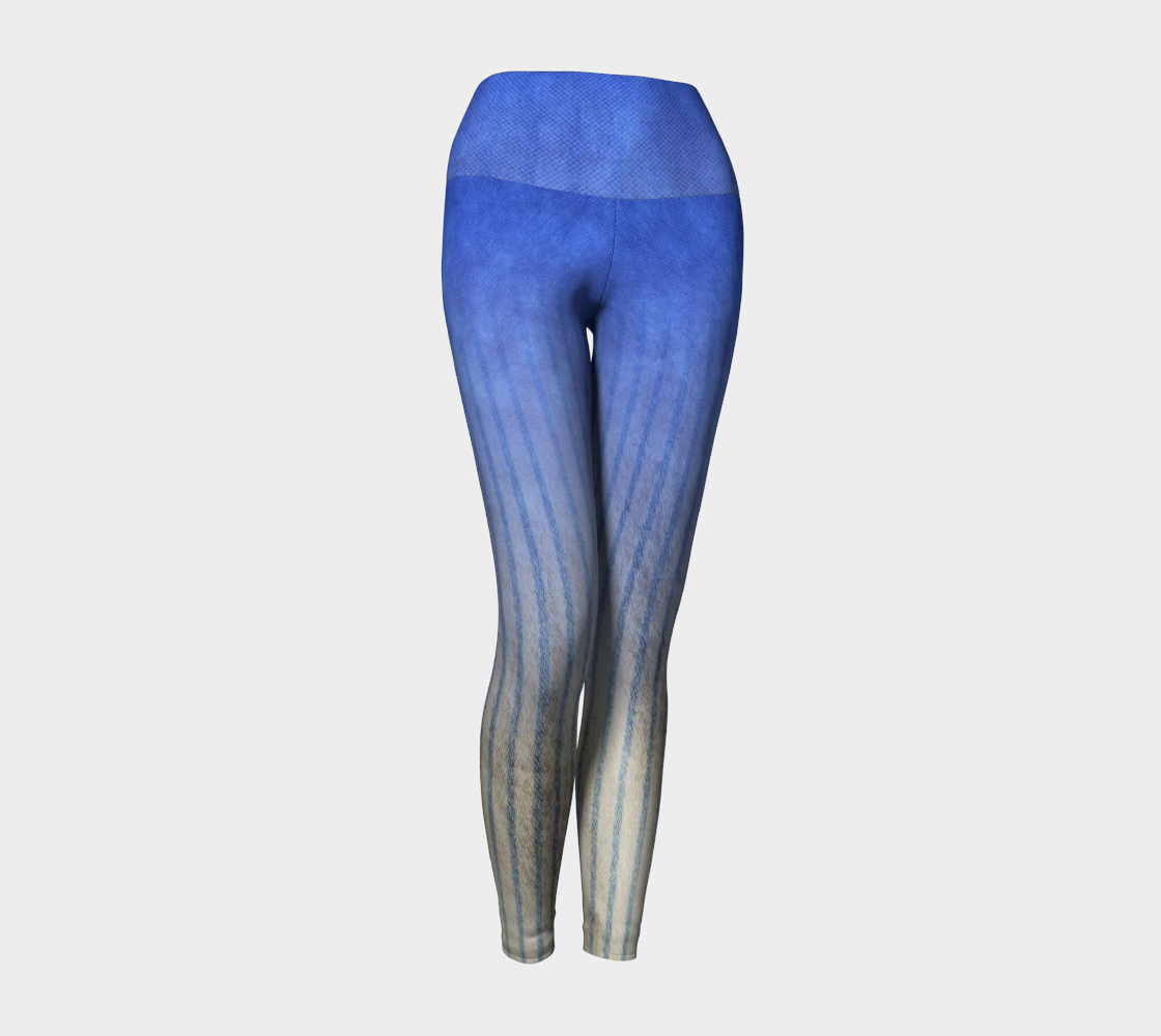 High-waisted compression leggings with a french linen inspired texture with a beautiful blue hue.