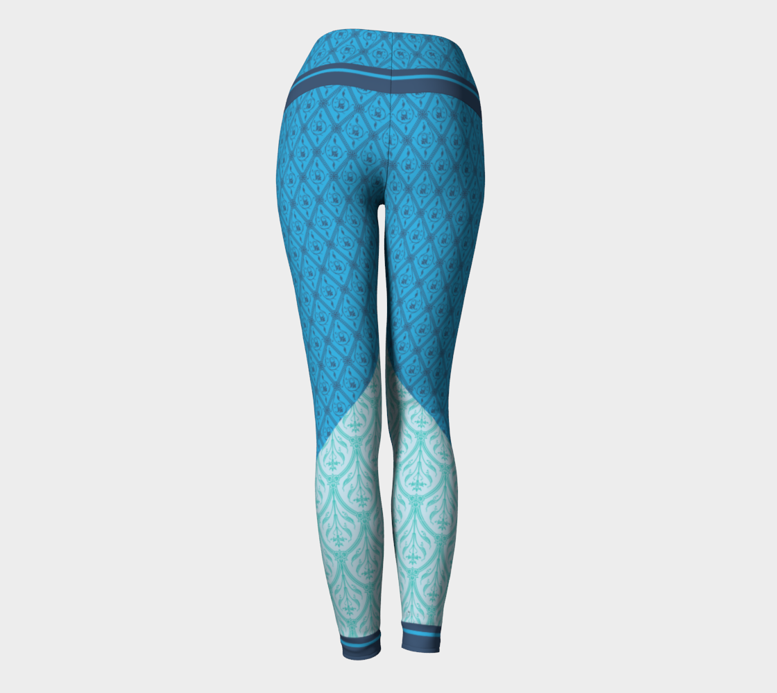 Vintage inspired patterns juxtaposed in shades of blue on these high-waisted compression leggings.